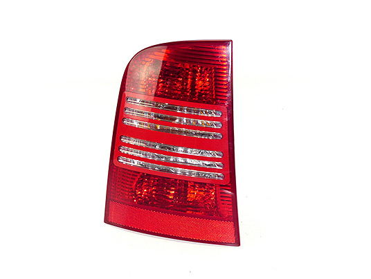 Fanale Posteriore Sinistro senza Porta Lampada skoda octavia 1997 - 2000